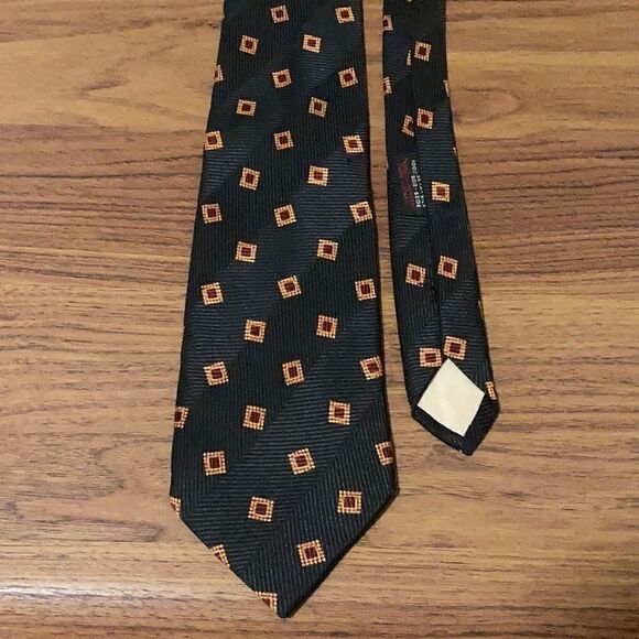 Gianfranco Ferre Vintage Silk Tie. - Picture 1 of 6